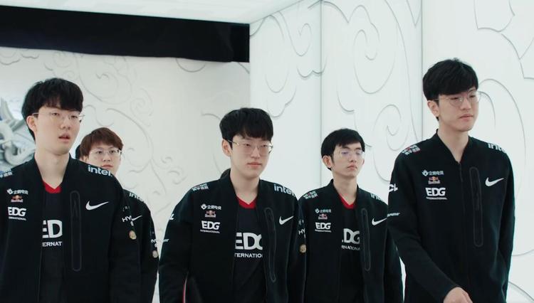 力的综合展 力的综合展